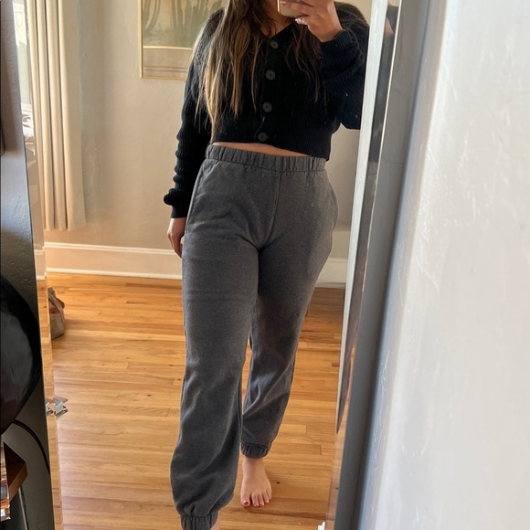 Brandy Melville Charcoal Sweatpants - Picture 1 of 6